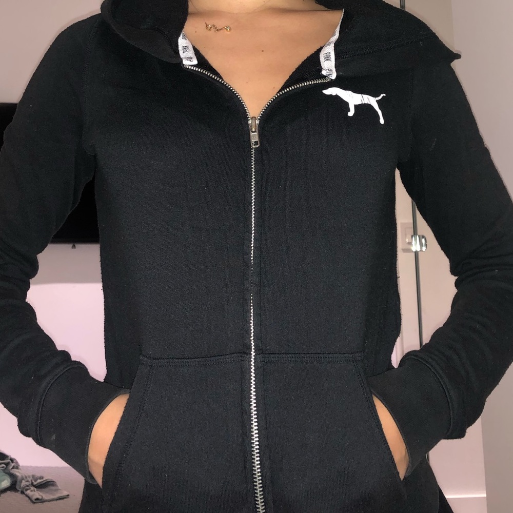 COPY - VS PINK sweater with logo design on back